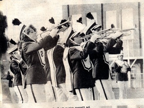 Illustration of parade marchers